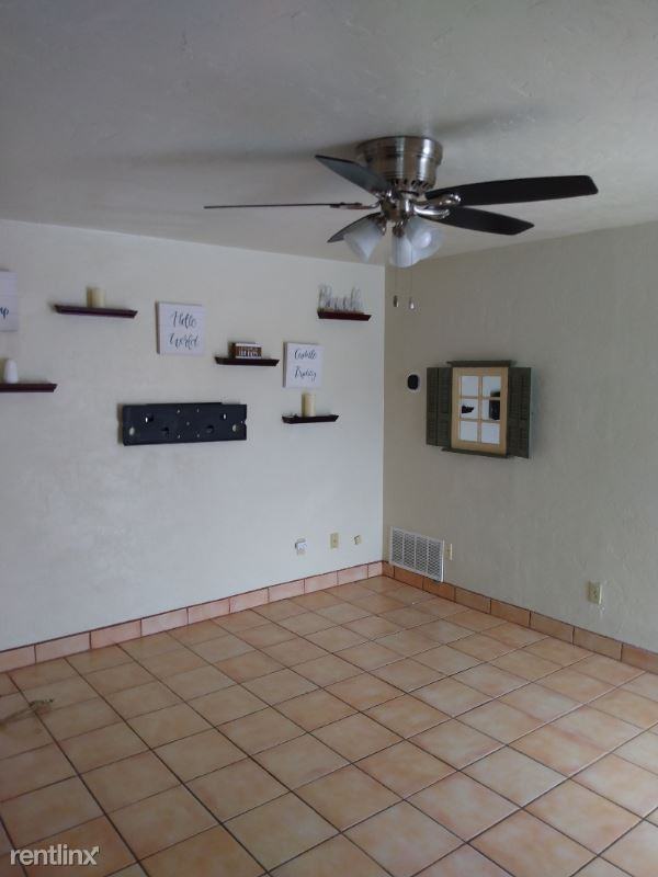 3708 E 22nd St - Photo 2 of 8