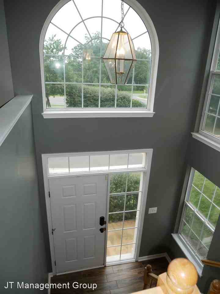 20123 Hardwood Ter - Photo 2 of 31