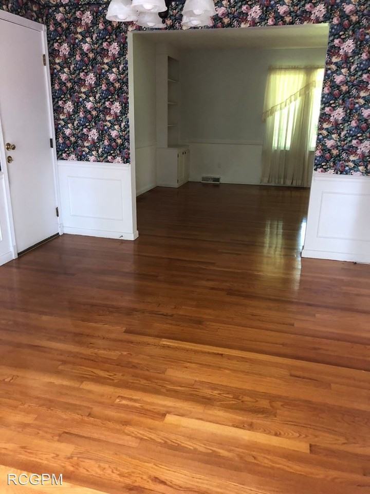 117 Acorn Dr - Photo 3 of 29