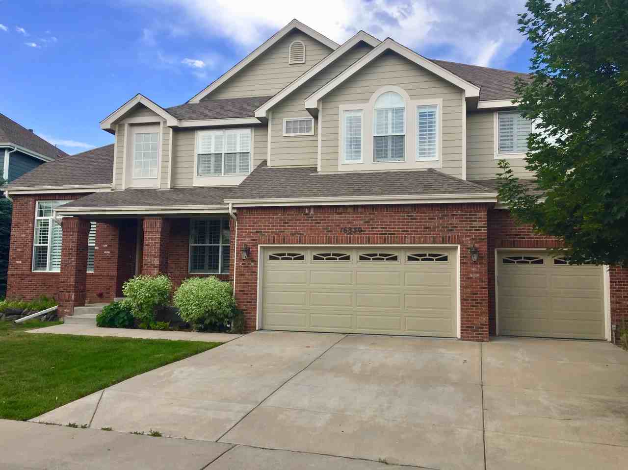 16830 E Peakview Pl - Photo 3 of 39