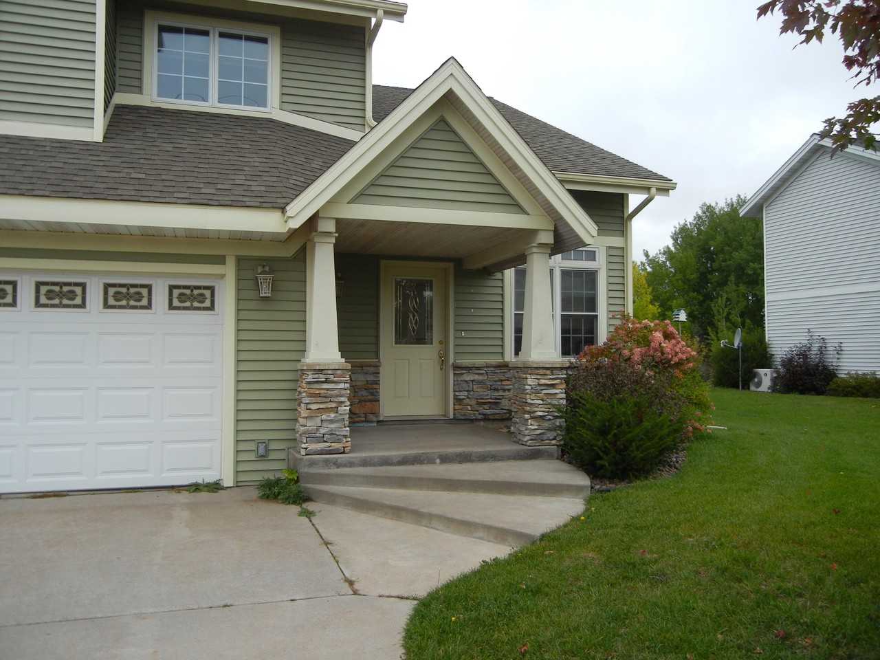 1415 New York Ave - Photo 2 of 26