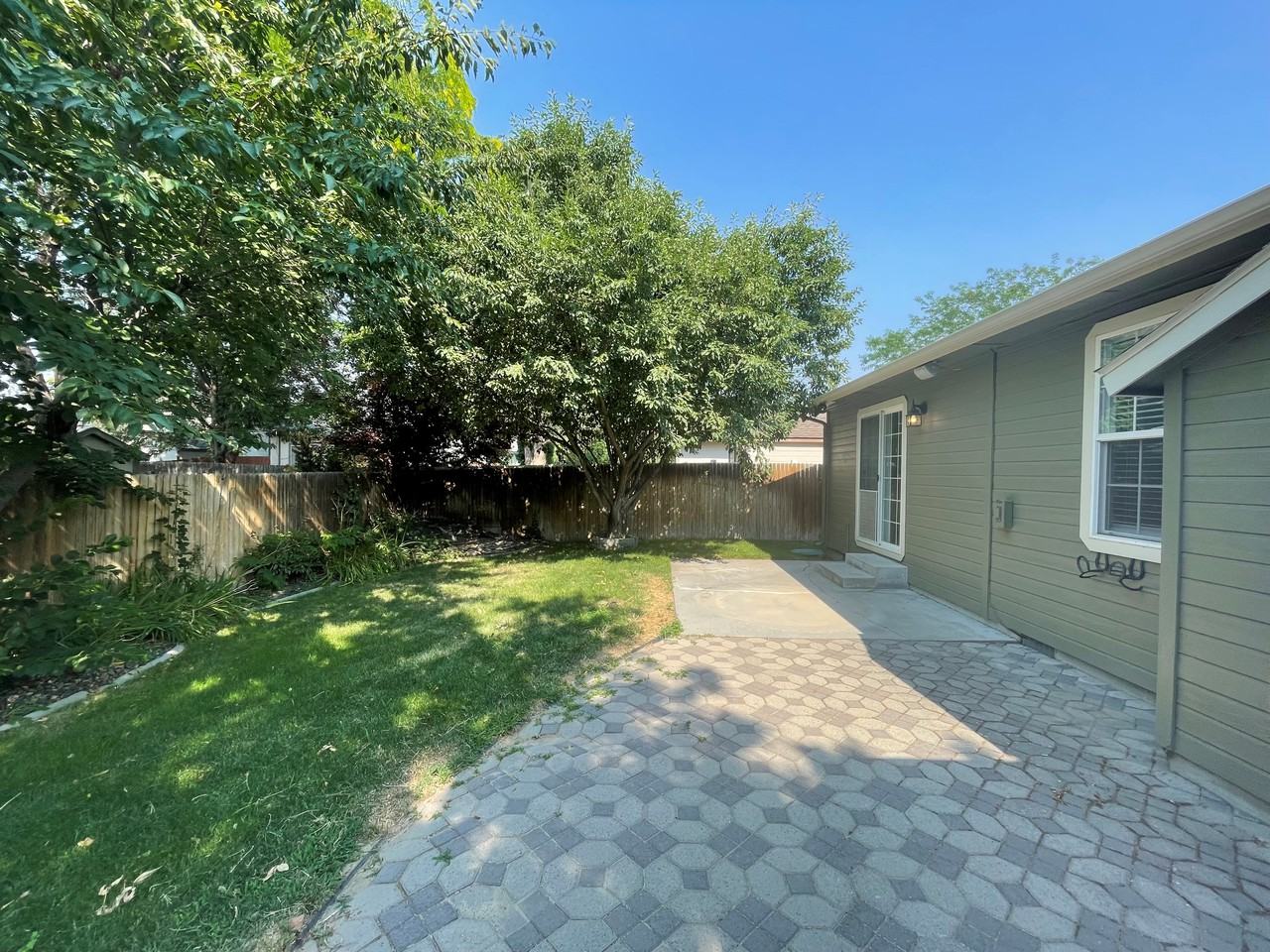 2652 W Sheryl St - Photo 7 of 25