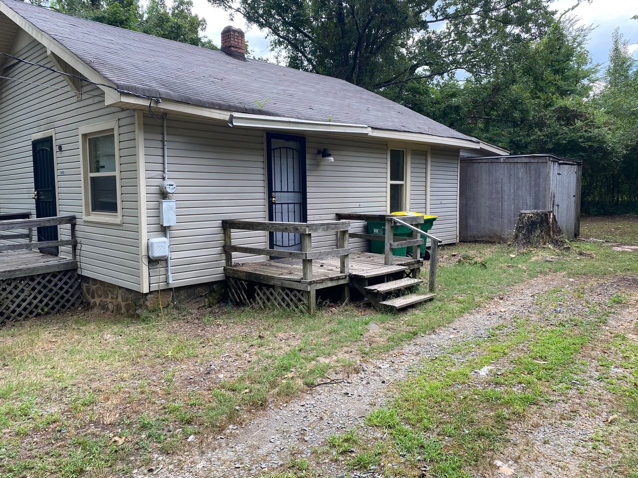 5808 Oak Grove Rd - Photo 2 of 6