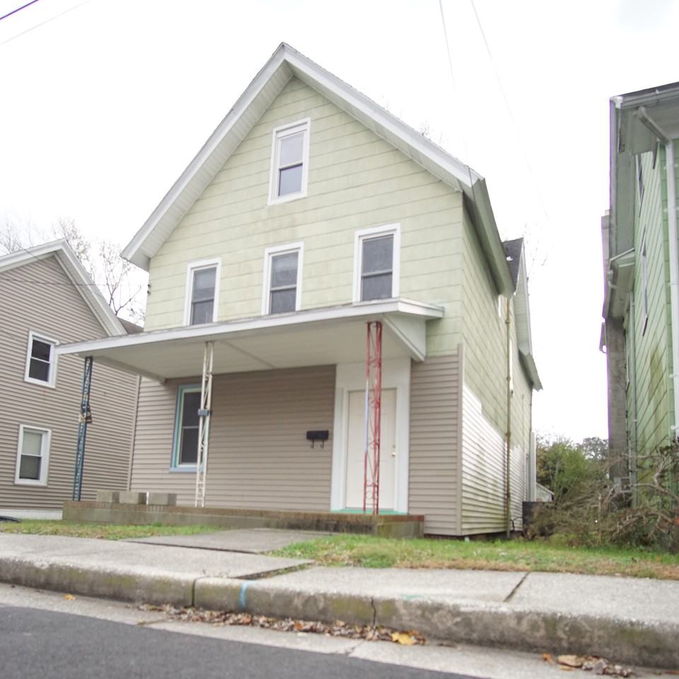 104 E East St Apartments in Delmar, MD 21875 Zumper