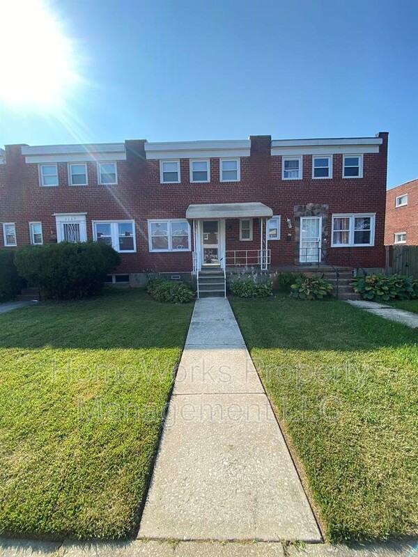 4269 Labyrinth Rd - Photo 2 of 33