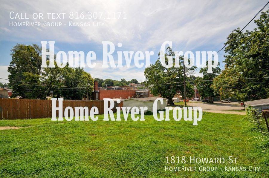 1818 Howard St - Photo 3 of 12