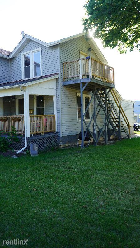 339 Woodlawn Ave - Photo 3 of 50