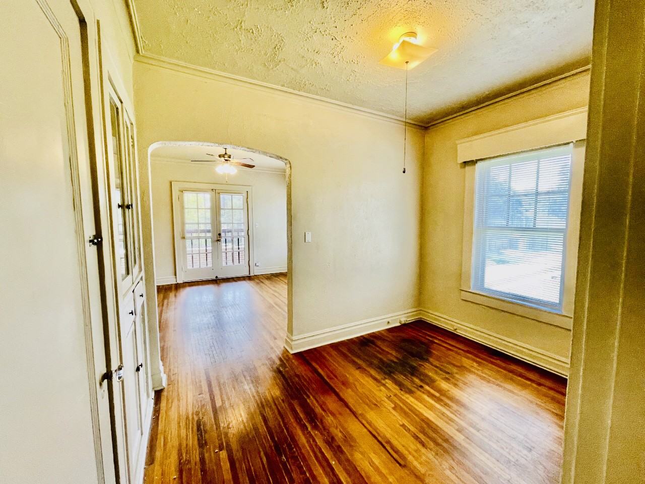 The Gooden Apartments - Photo 3 of 8