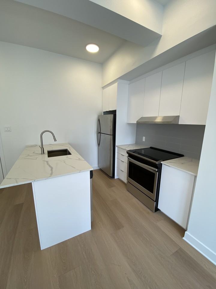 505 Place Saint-Henri - Photo 2 of 6
