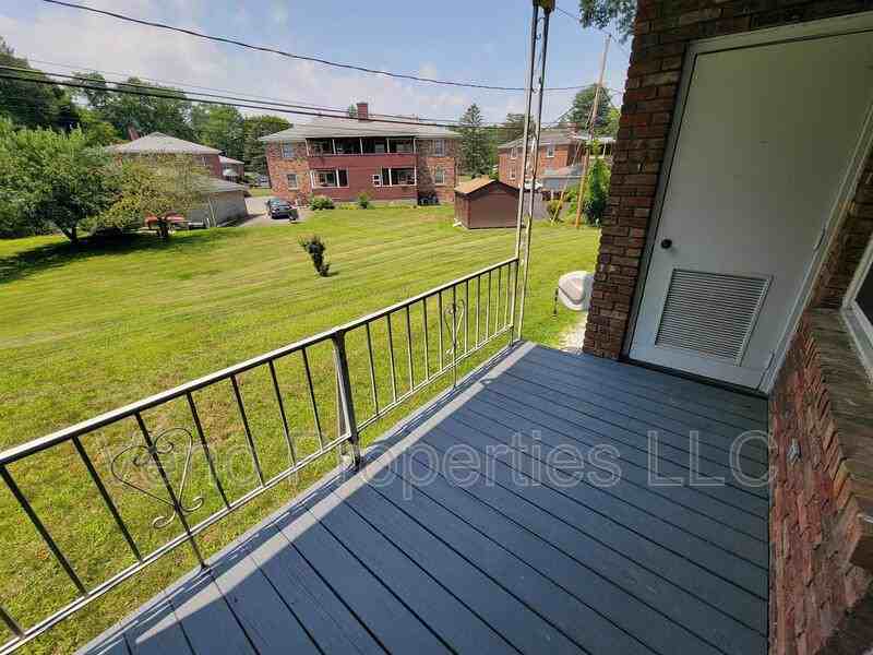 9/11/13 Village Drive - Photo 2 of 12