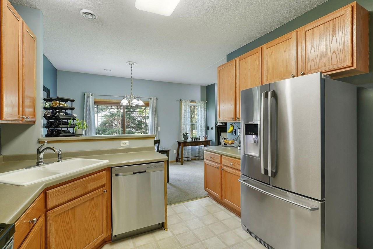 15351 Floret Way - Photo 3 of 20