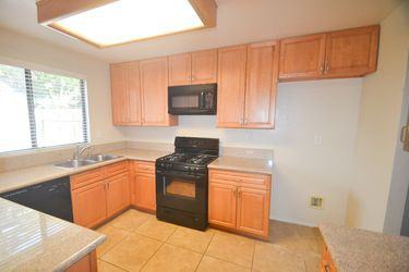 2356 Huff St - Photo 3 of 12