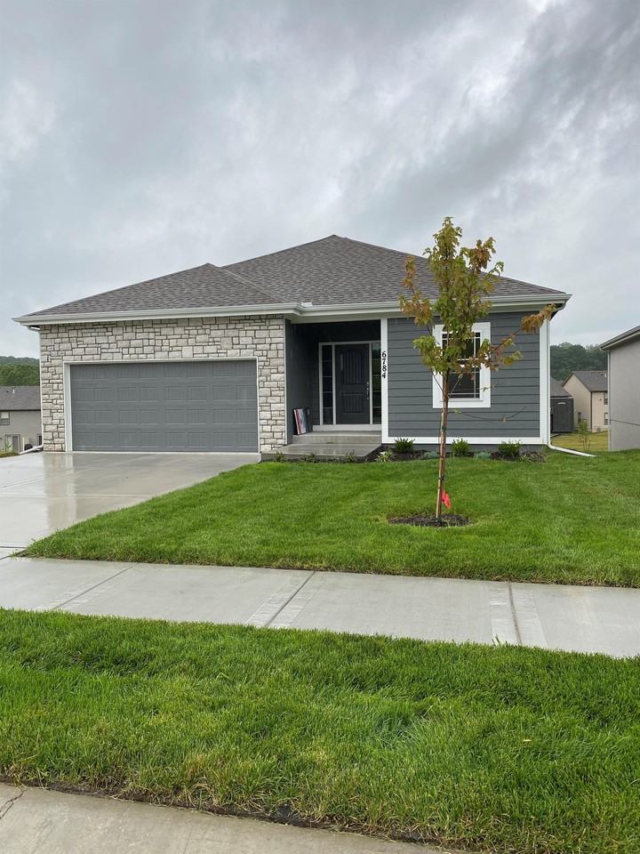 6784 Praire Ln #1 - Photo 2 of 2