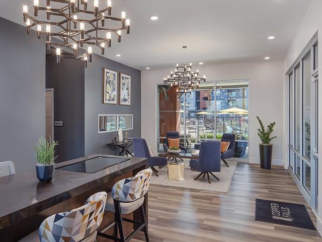 5151 N 95th Ave - Photo 3 of 26