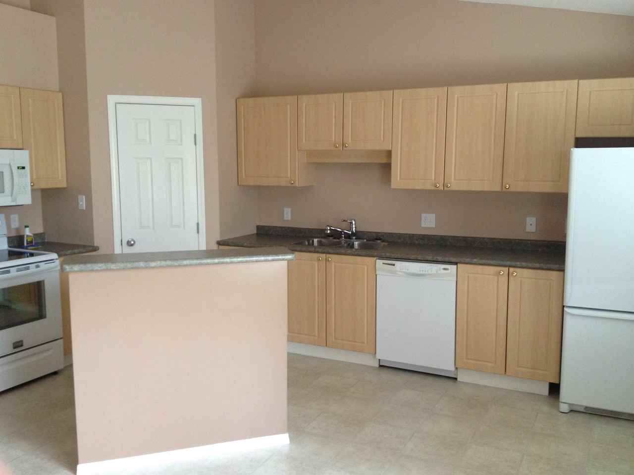 8800 98 Ave #8800 - Photo 2 of 4