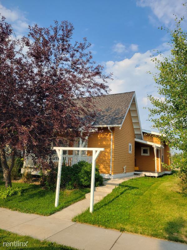 324 Kimball Ave - Photo 3 of 20