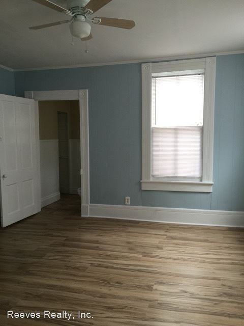 106 N Pine St - Photo 2 of 14
