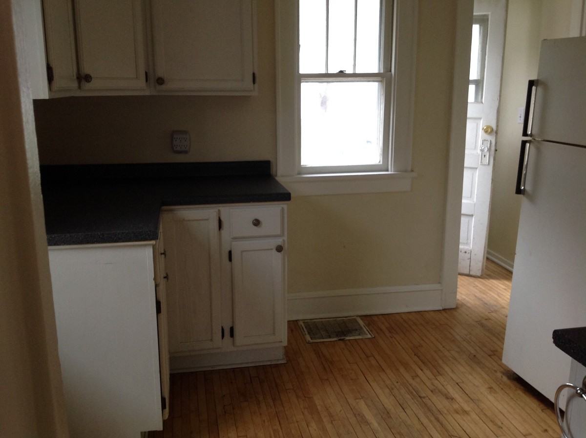 3053 Tyler St Ne - Photo 2 of 13