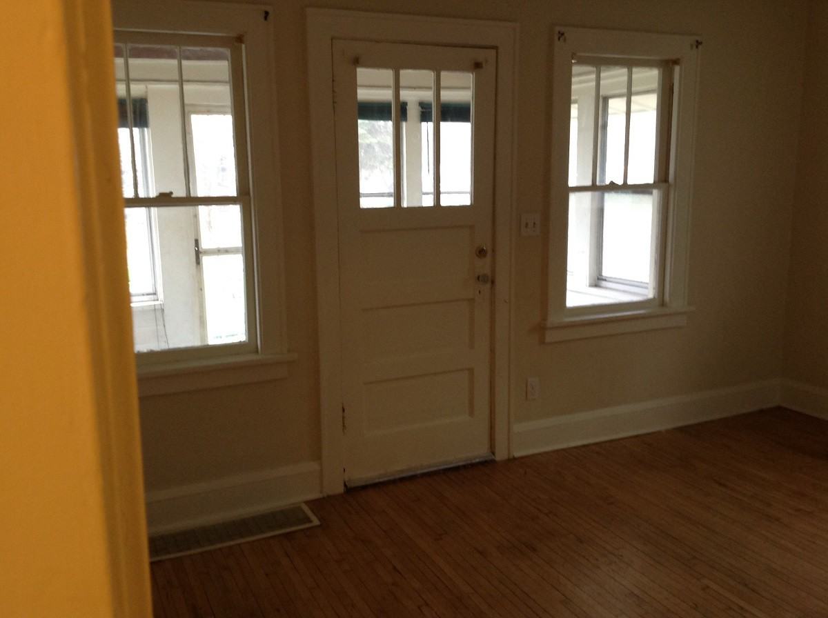 3053 Tyler St Ne - Photo 3 of 13