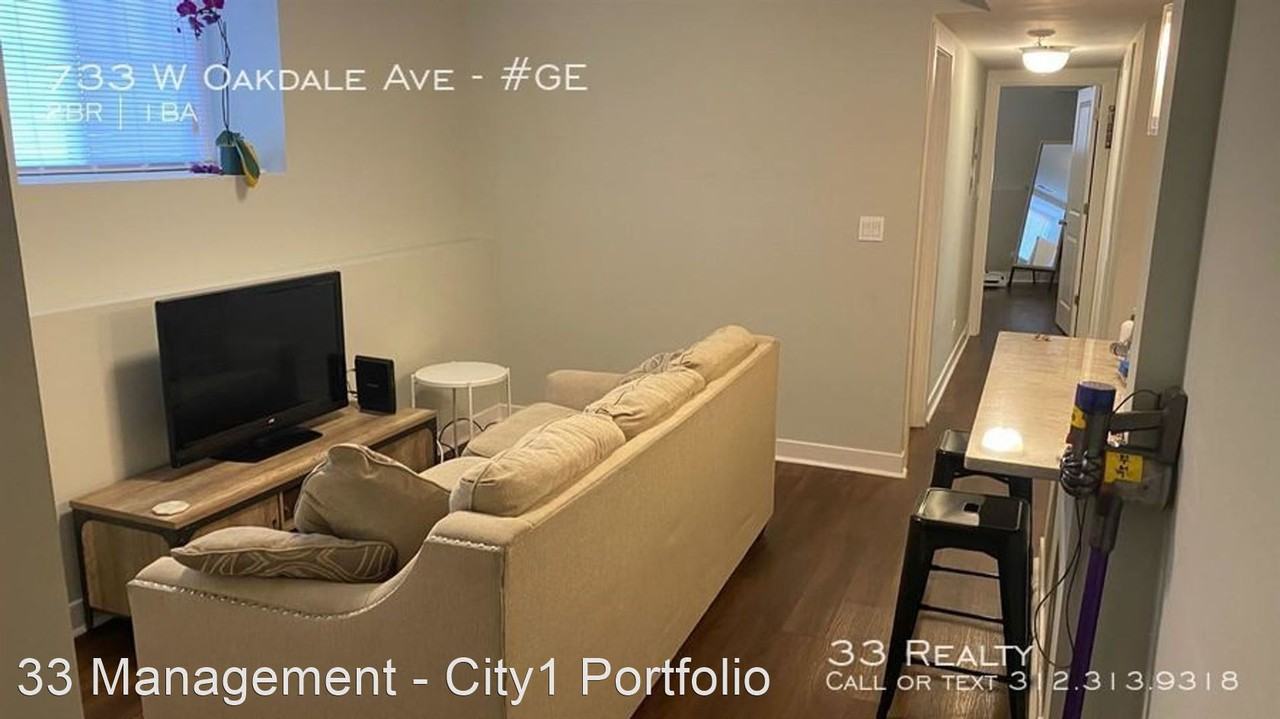 733-37 W Oakdale - Photo 2 of 7