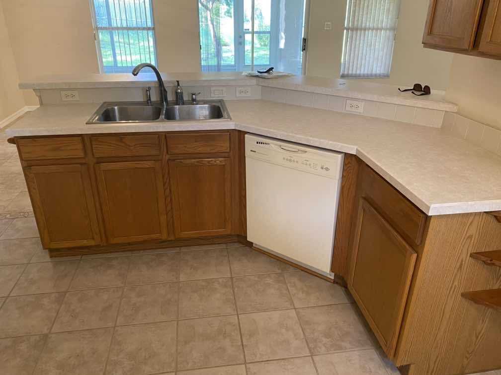 15524 Crystal Creek Ct - Photo 2 of 7