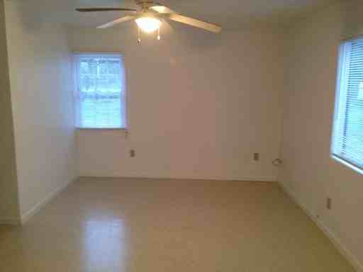 19685 Meredith Dr - Photo 3 of 10