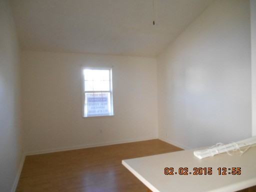 312 Pleasant St - Photo 3 of 7