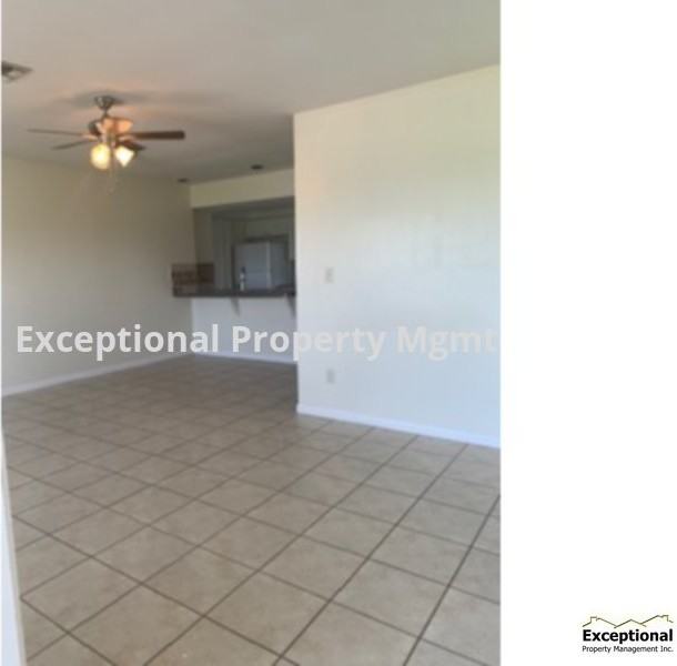 810 Ne 8th St - Photo 4 of 11