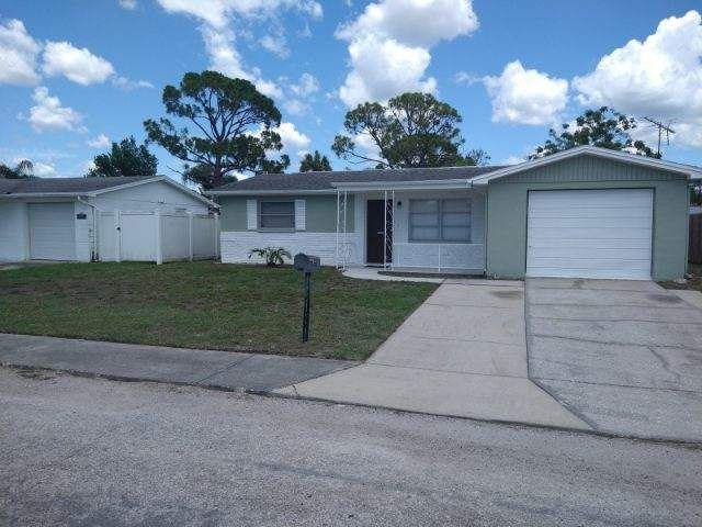 10014 Sleepy Hollow Ln - Photo 2 of 8