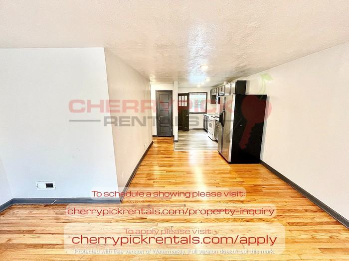 3175 Ames Ave - Photo 3 of 10