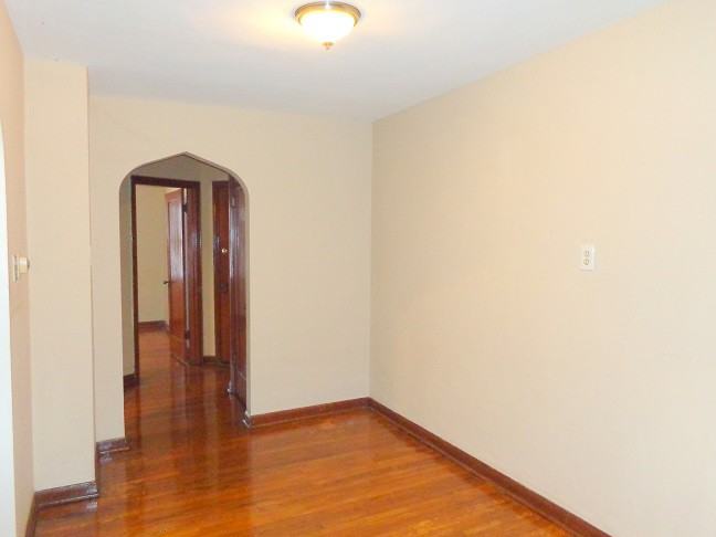 4112 S Compton Ave #4112 - Photo 3 of 12