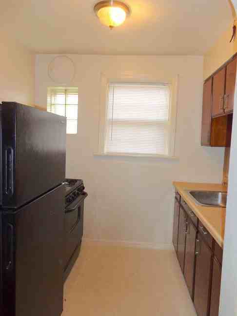 4112 S Compton Ave #4112 - Photo 4 of 12