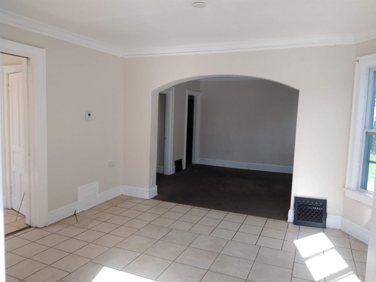 2207 N 15th St #1 - Photo 2 of 32