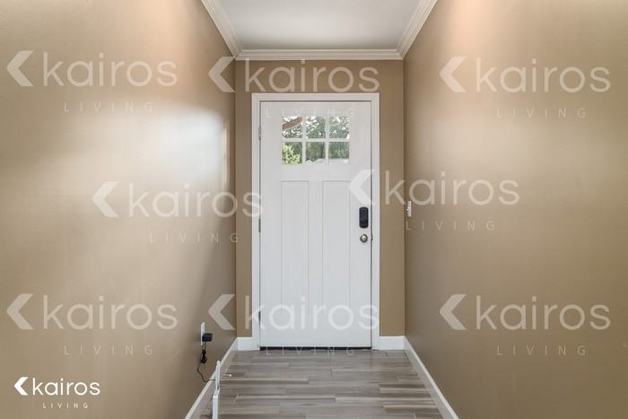 70 Old Orchard Rd - Photo 3 of 24