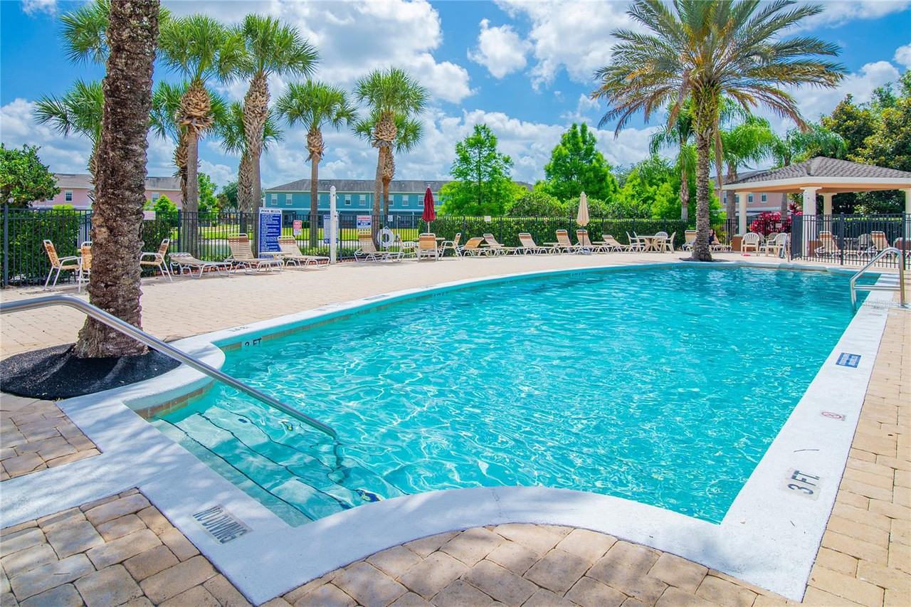 2414 Caravelle Cir #1 - Photo 7 of 49