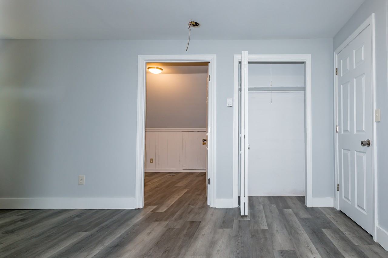 1020 West Boylston Street #2R - Photo 7 of 15