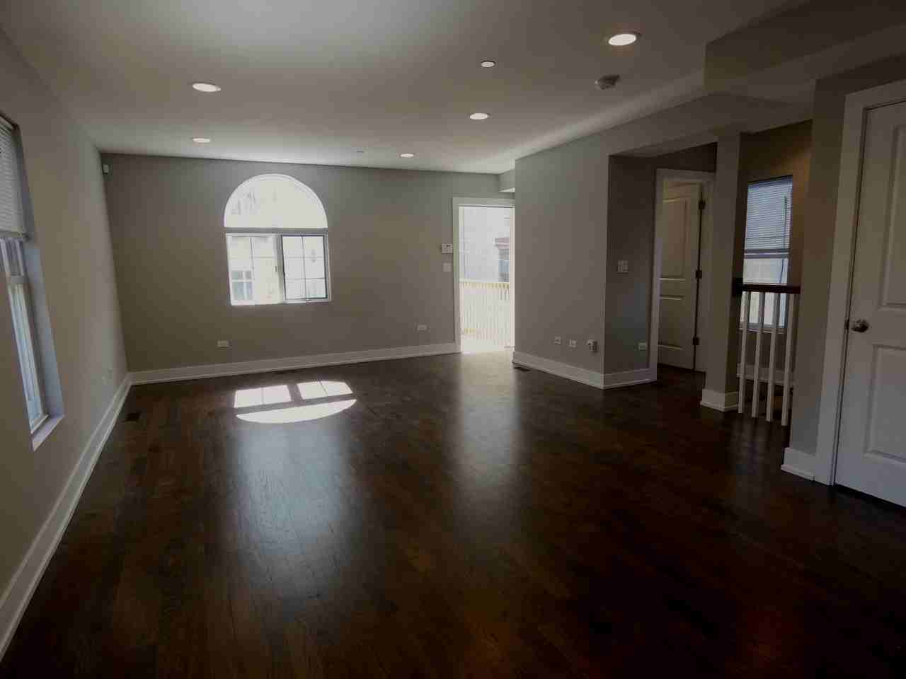 1730 W Nelson St #CH - Photo 2 of 45