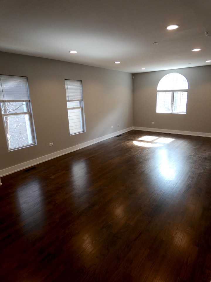 1730 W Nelson St #CH - Photo 3 of 45