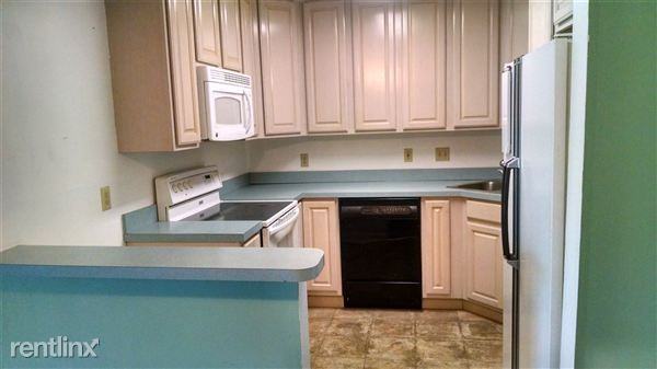 Linden Green - Photo 2 of 10