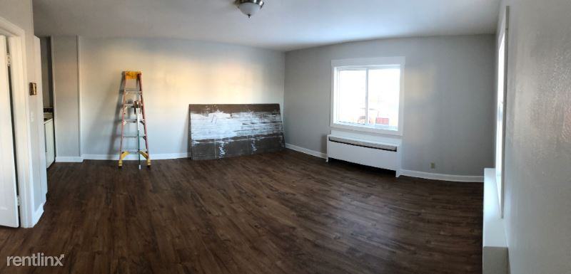 604 5th St Sw - Photo 2 of 7