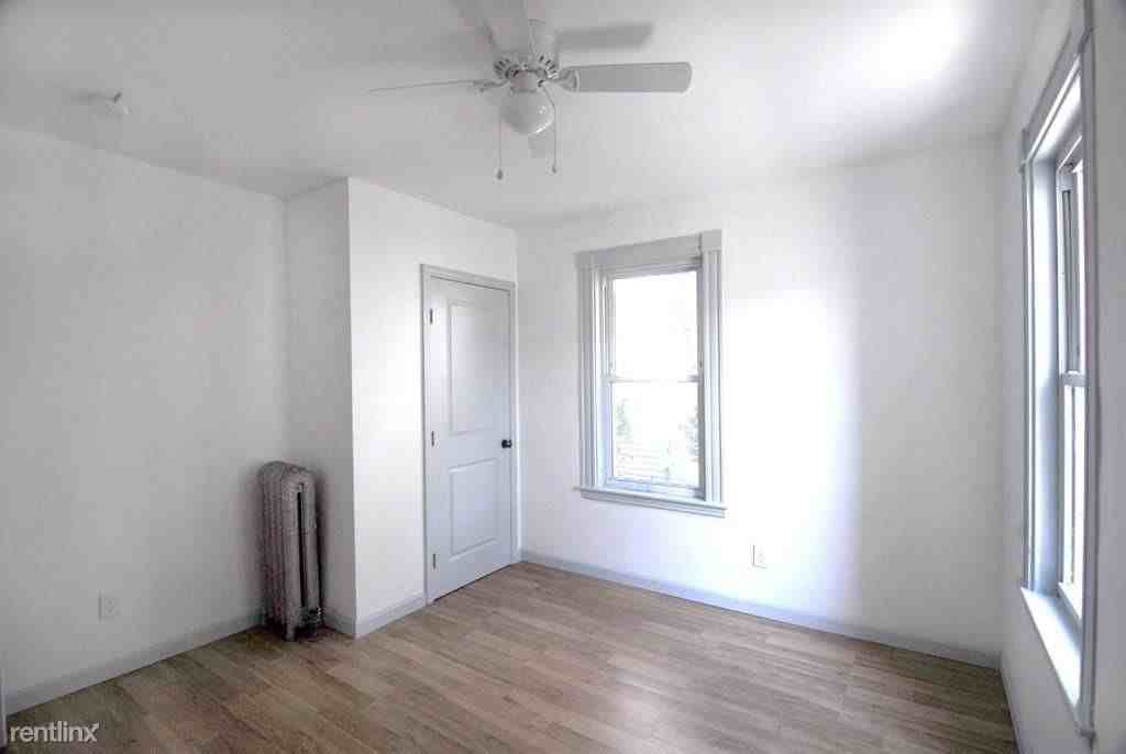 9 Dexter St - Photo 2 of 11