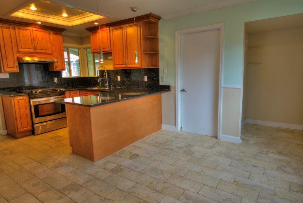 2649 Eulalie Dr - Photo 3 of 10