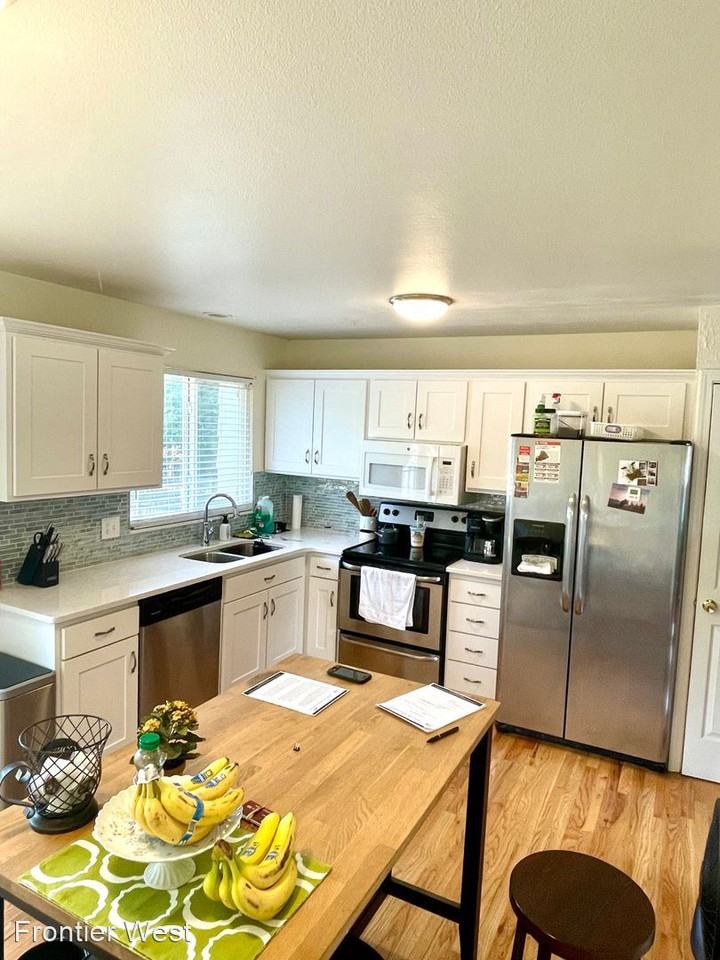 8099 W 93rd Way - Photo 2 of 9