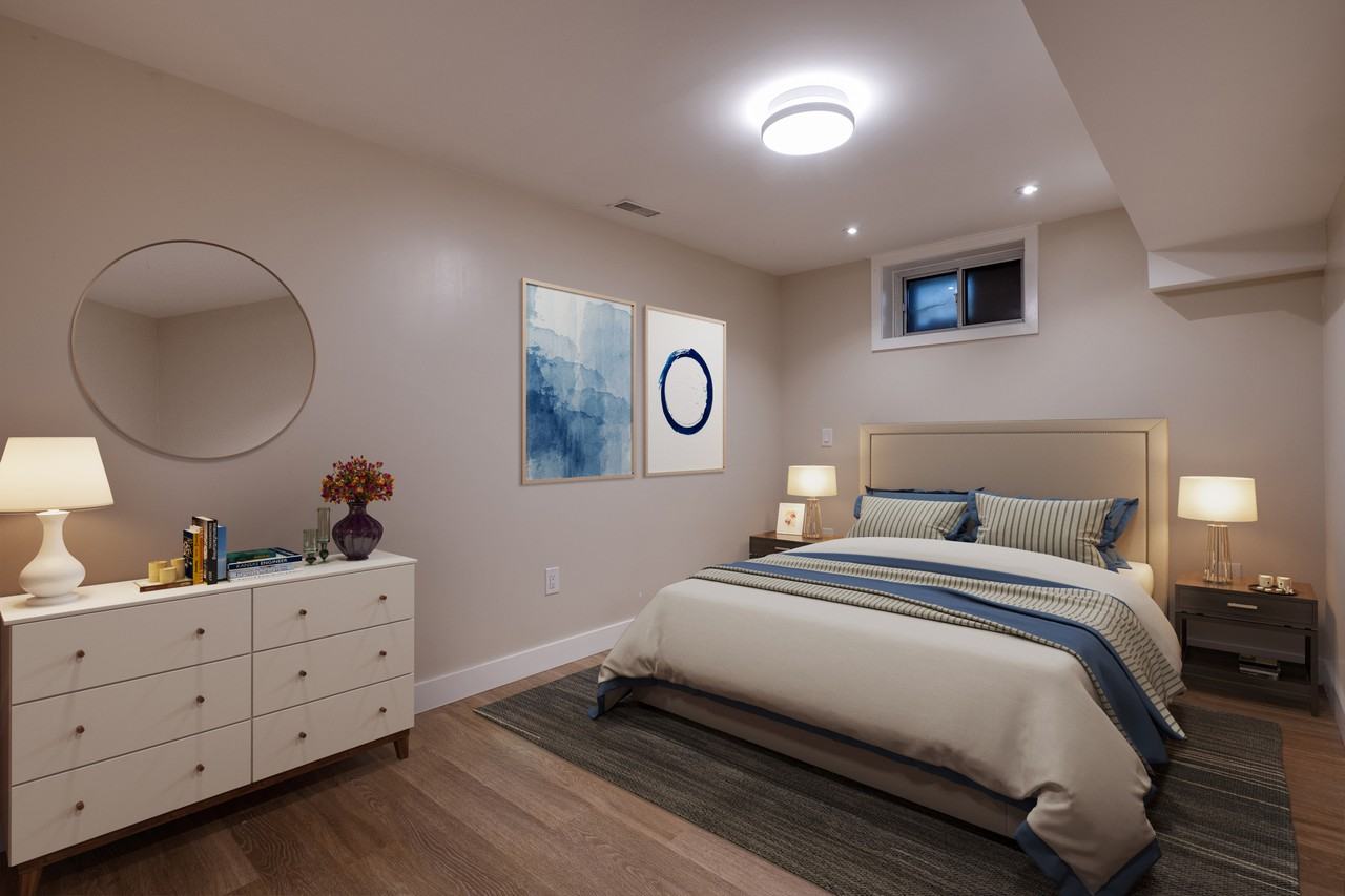 1074 College Street - Photo 3