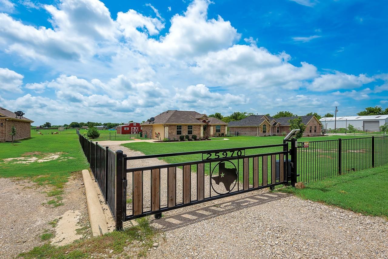 25970 Fm 429 - Photo 2 of 24