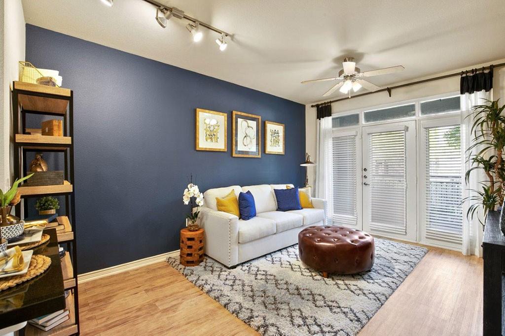 Tribeca - Photo 2 of 12