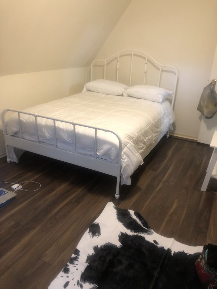 263 Dundas Street East - Photo 5 of 9