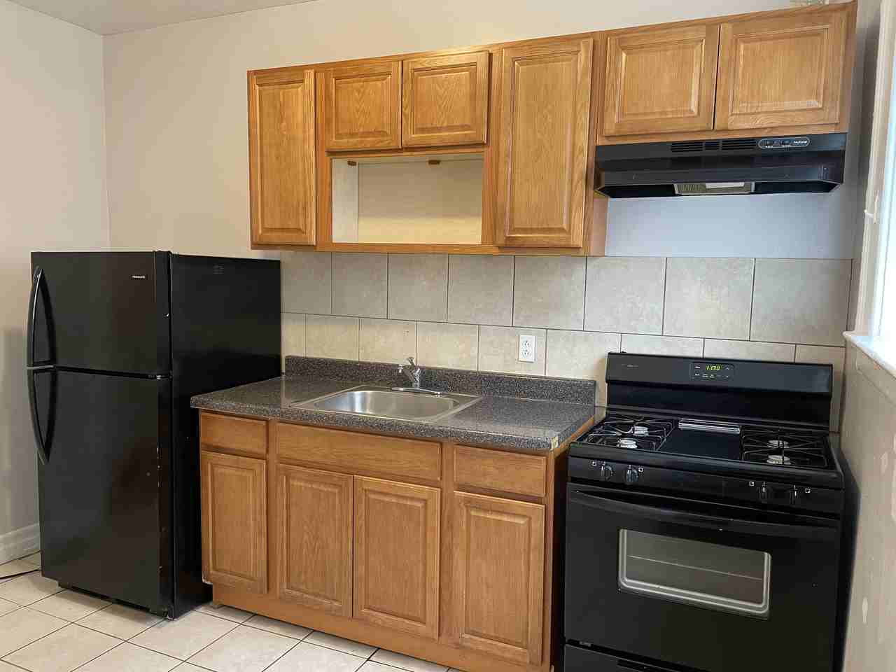 220 Roseville Avenue - Photo 2 of 17