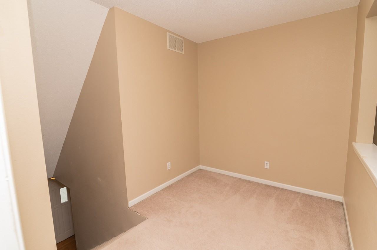 2511 Fox Bar Ter #B - Photo 6 of 21