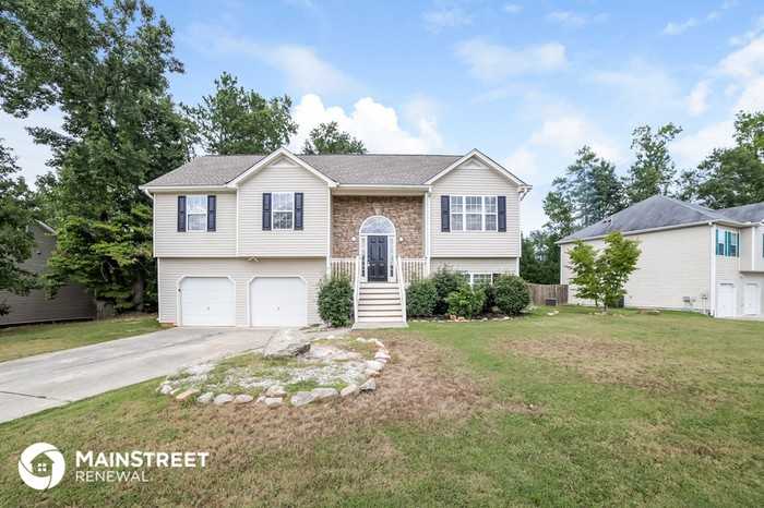 2540 Lithia Ridge Dr - Photo 2 of 18